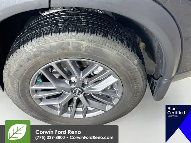 Used 2023 Nissan Rogue S AWD/4WD image 33