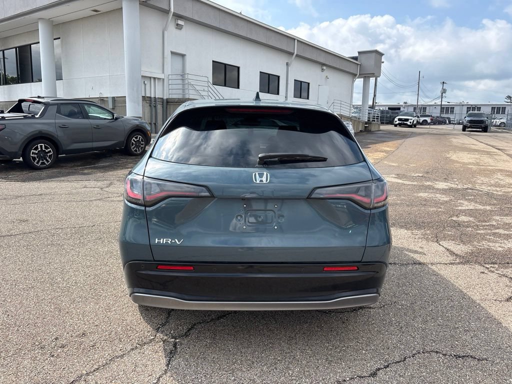 Used 2026 Honda HR-V EX-L image 6