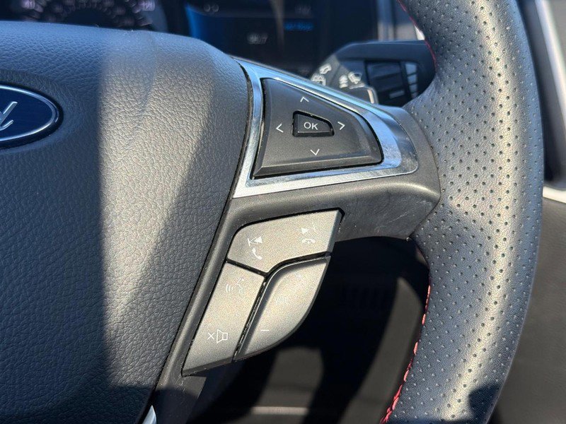 Certified 2024 Ford Edge ST-Line w/ Class II Trailer Tow Package image 20