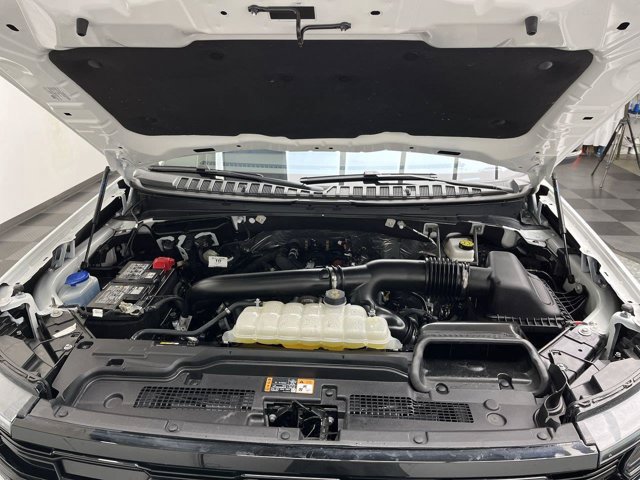 Certified 2025 Ford Expedition Platinum w/ Driver's Package AWD/4WD image 35