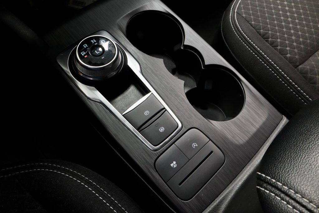 Certified 2025 Ford Escape Active AWD/4WD image 30