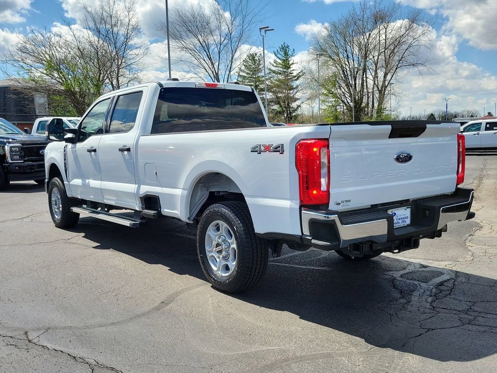 Certified 2025 Ford F250 XLT image 3