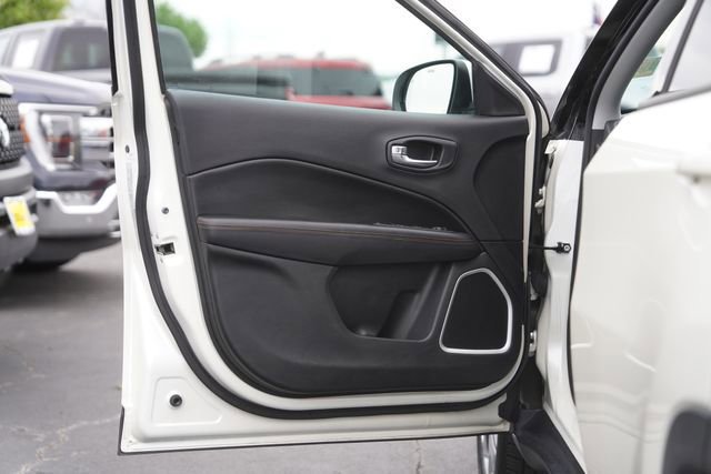 Used 2019 Jeep Compass Limited w/ Safety & Security Group AWD/4WD image 30