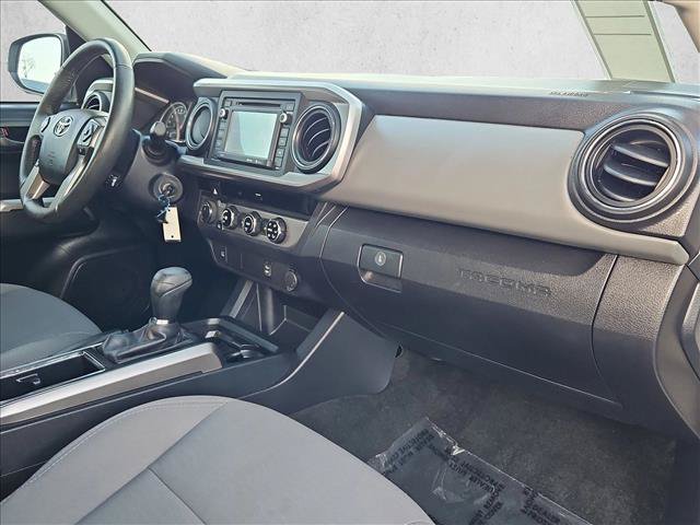 Used 2017 Toyota Tacoma SR5 w/ Tow Package AWD/4WD image 20