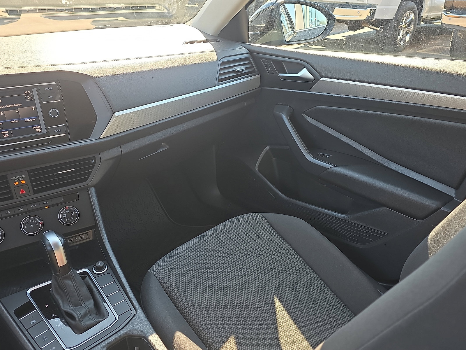 Used 2021 Volkswagen Jetta S w/ Driver Assistance Package FWD image 16