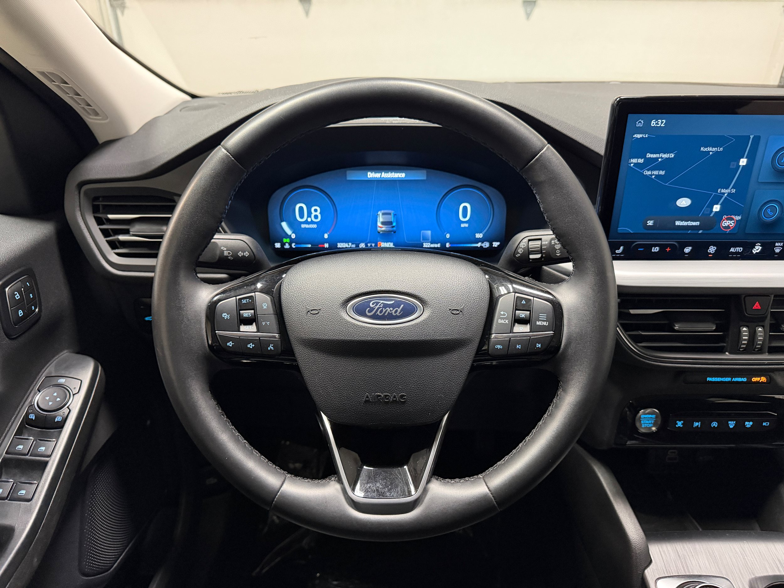 Certified 2024 Ford Escape Platinum AWD/4WD image 16