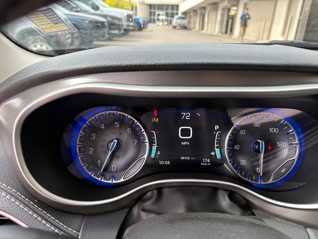 Used 2021 Chrysler Pacifica Touring-L AWD/4WD image 19