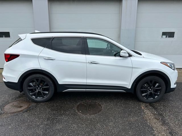 Used 2017 Hyundai Santa Fe Sport AWD/4WD image 6