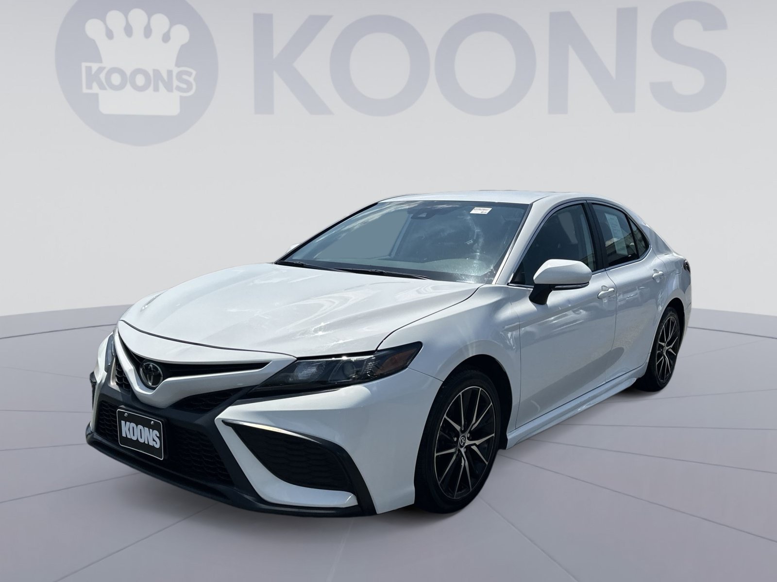 Used 2024 Toyota Camry SE
