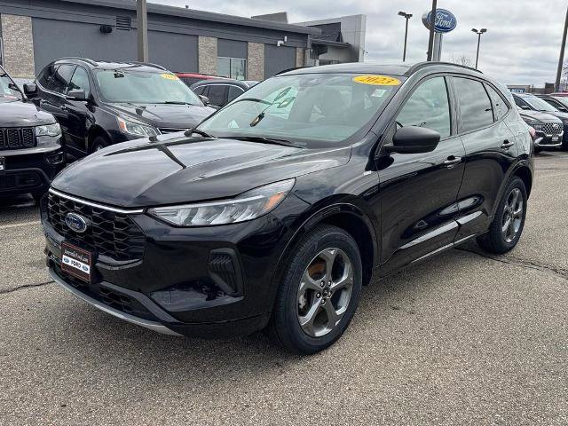 Certified 2023 Ford Escape ST-Line w/ Tech Pack #1 AWD/4WD image 2
