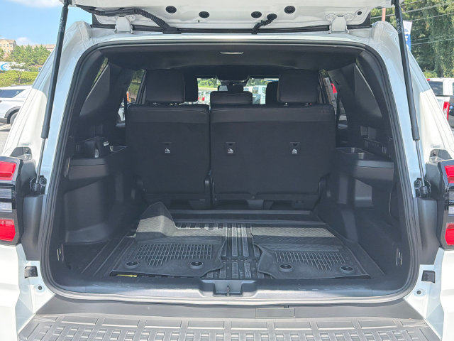 Used 2025 Toyota 4Runner SR5 AWD/4WD image 20