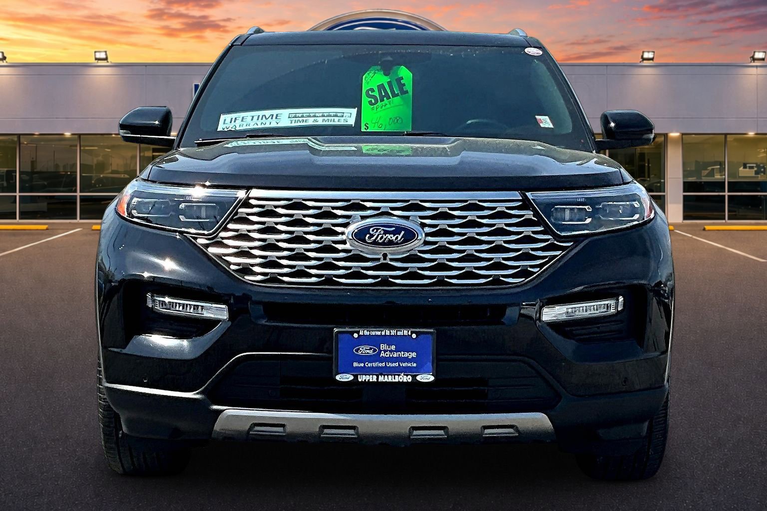 Certified 2024 Ford Explorer Platinum w/ Technology Package AWD/4WD image 6
