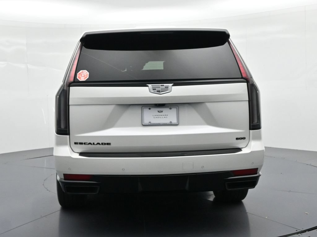Used 2024 Cadillac Escalade Sport Platinum w/ LPO, ONYX Package AWD/4WD image 6