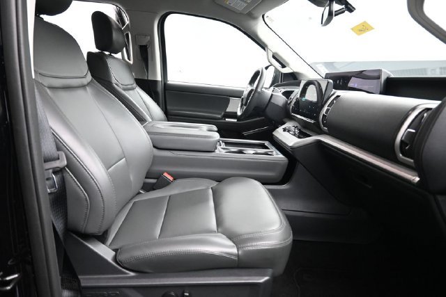 Certified 2026 Ford Expedition Max Active AWD/4WD image 27