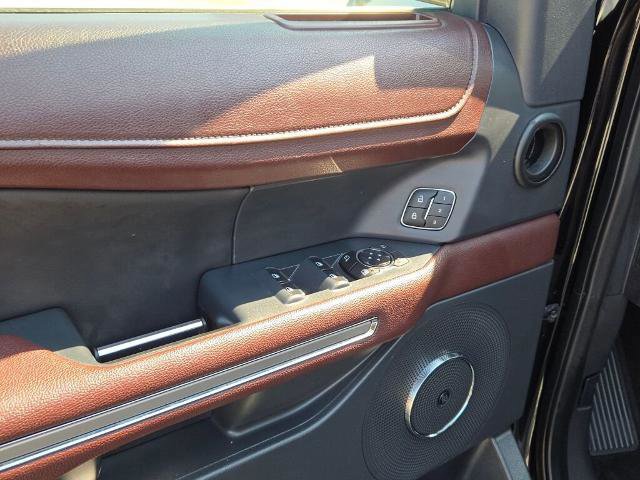Certified 2023 Ford Expedition Limited image 24