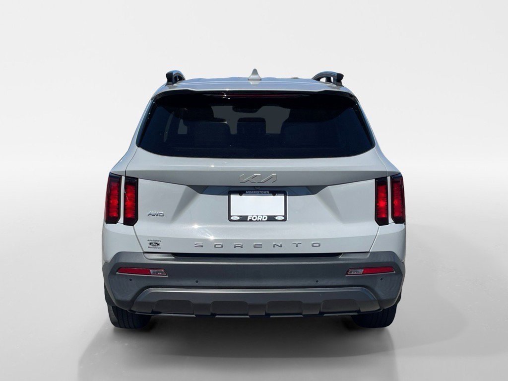 Used 2022 Kia Sorento S image 5