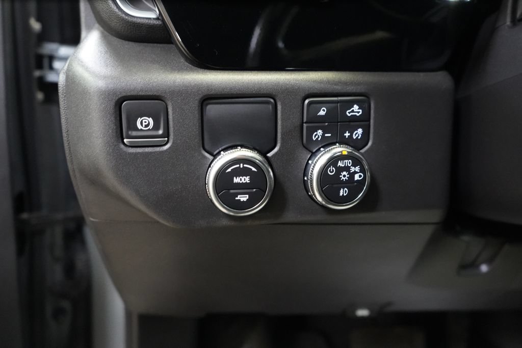 Used 2024 GMC Sierra 1500 SLT RWD image 35