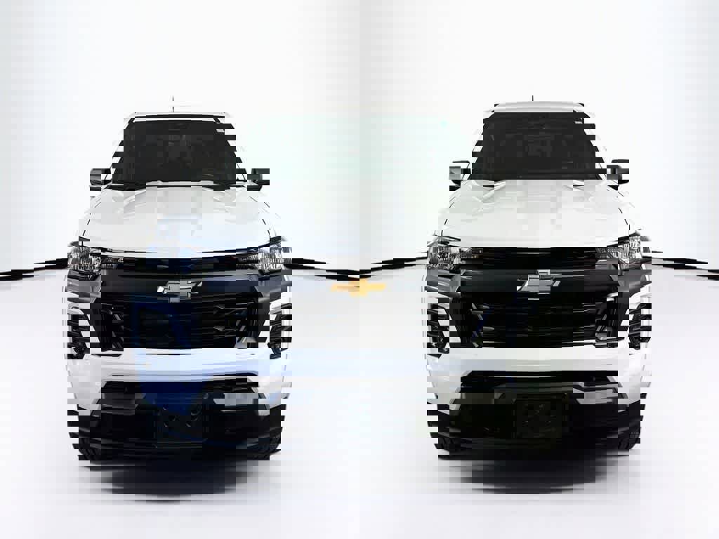 Used 2023 Chevrolet Colorado LT w/ LT Convenience Package image 8