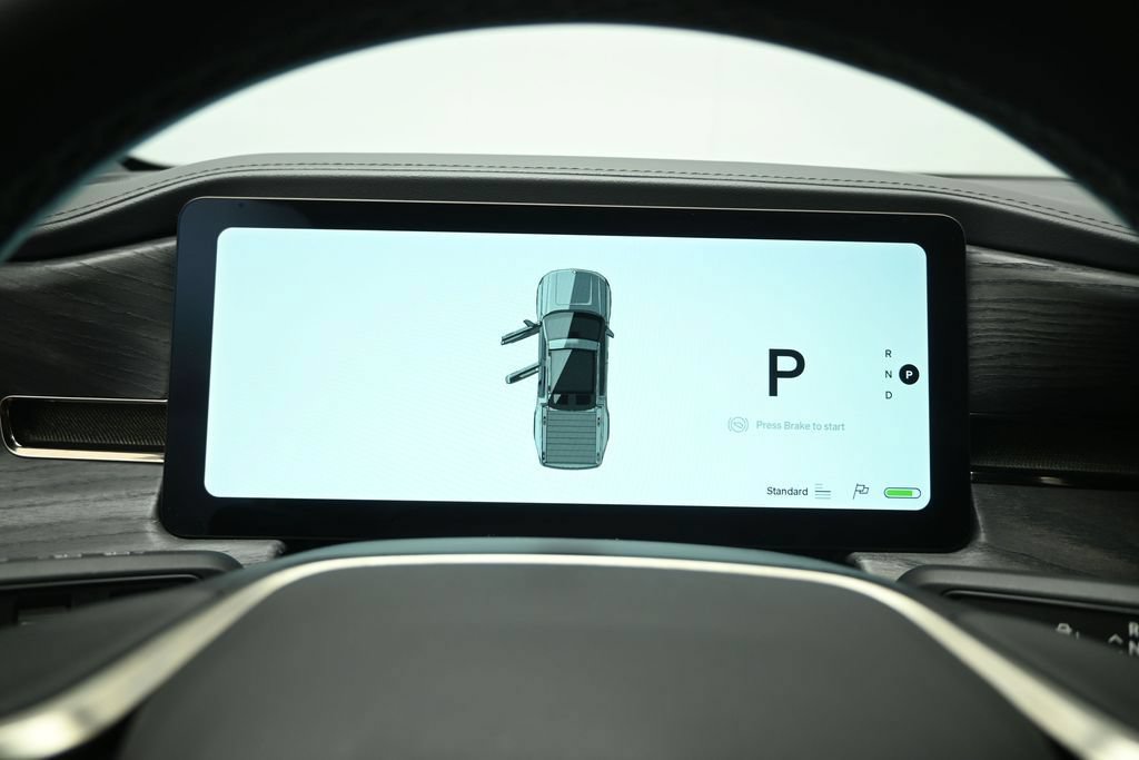 Used 2022 Rivian R1T Launch Edition AWD/4WD image 11