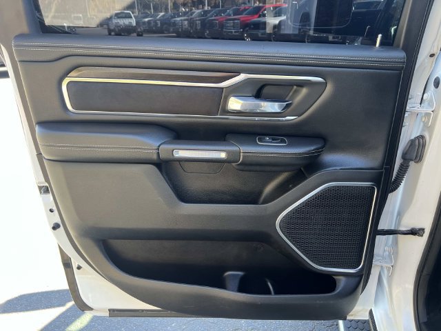 Used 2022 RAM 1500 Laramie AWD/4WD image 27