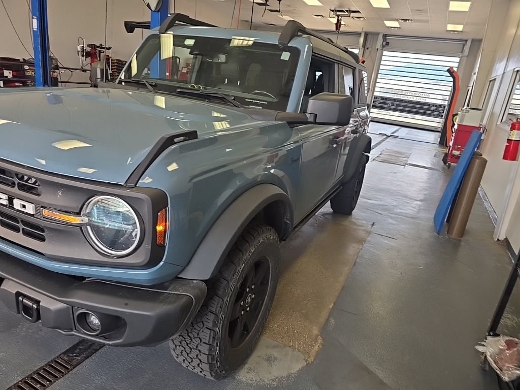 Certified 2022 Ford Bronco Black Diamond AWD/4WD image 2