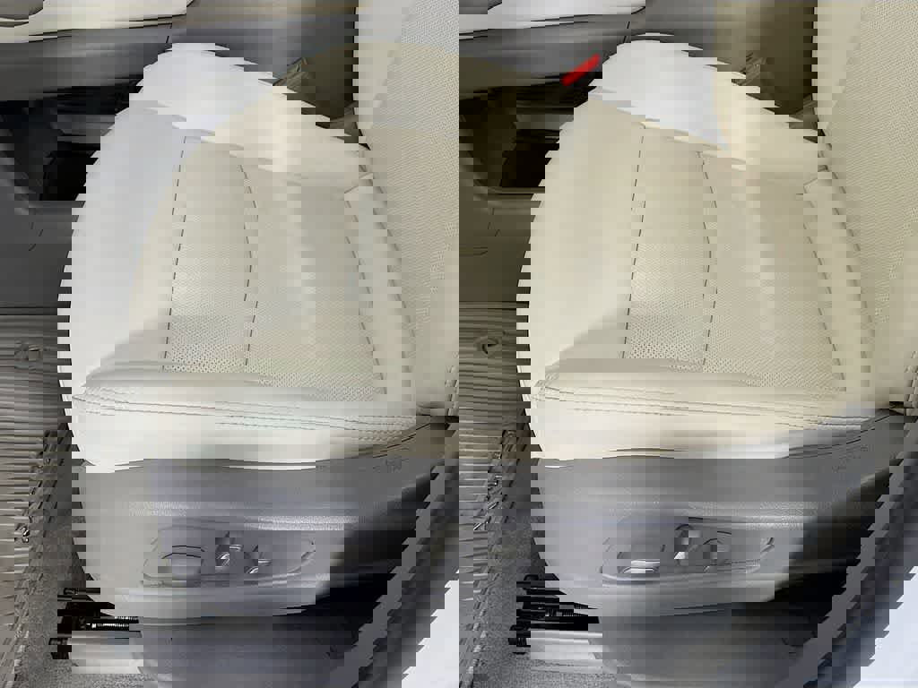 Used 2022 Cadillac XT5 Premium Luxury image 31