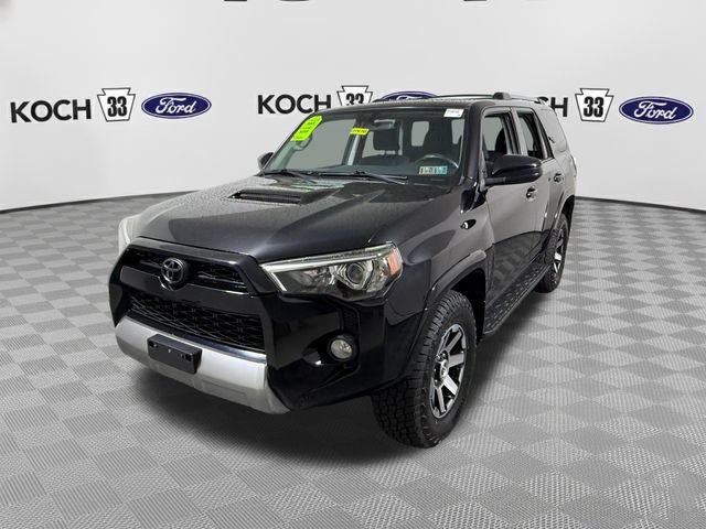 Used 2017 Toyota 4Runner TRD Off-Road AWD/4WD image 3