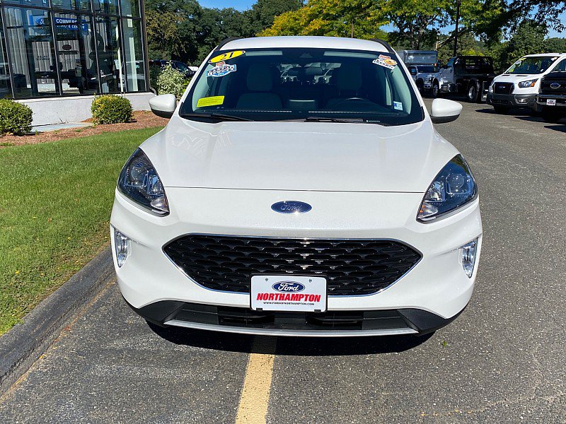 Certified 2021 Ford Escape SEL w/ Technology Package AWD/4WD image 2