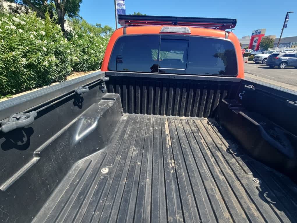 Used 2023 Toyota Tacoma TRD Pro AWD/4WD image 9
