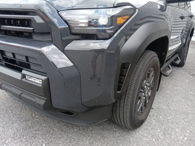 Used 2026 Toyota 4Runner SR5 RWD image 9