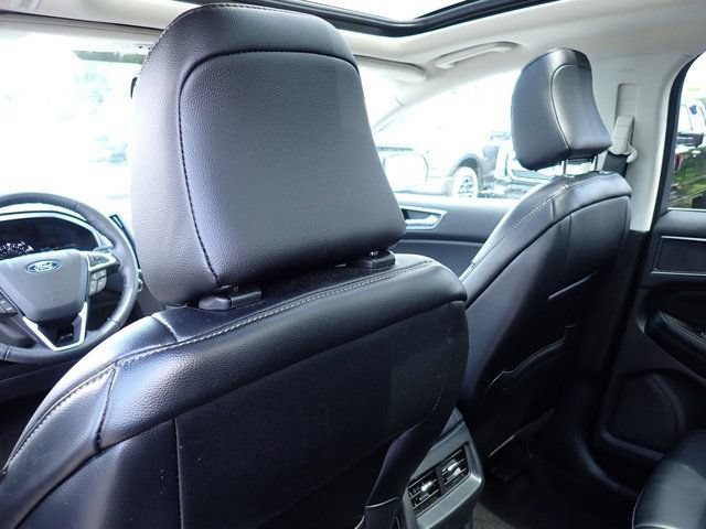 Certified 2023 Ford Edge SEL w/ Convenience Package AWD/4WD image 17