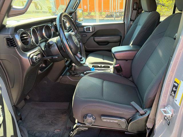 Used 2022 Jeep Gladiator Sport AWD/4WD image 18