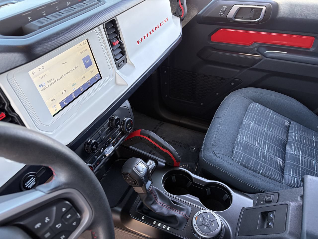 Certified 2023 Ford Bronco Heritage Edition AWD/4WD image 22
