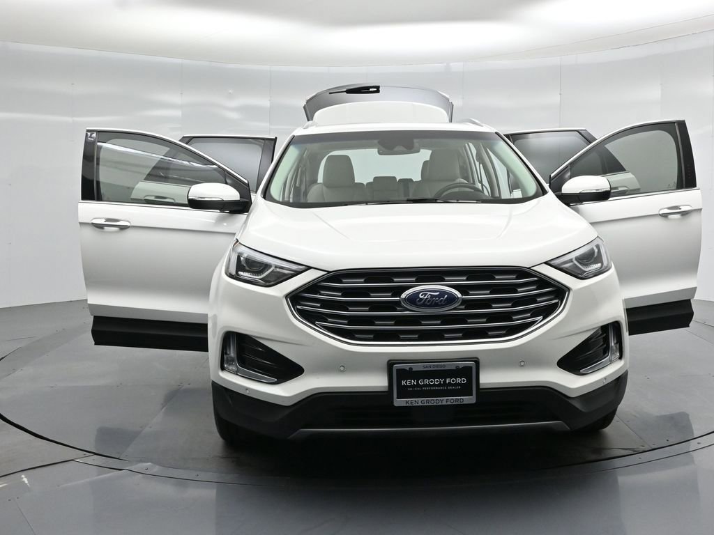 Certified 2020 Ford Edge Titanium FWD image 30