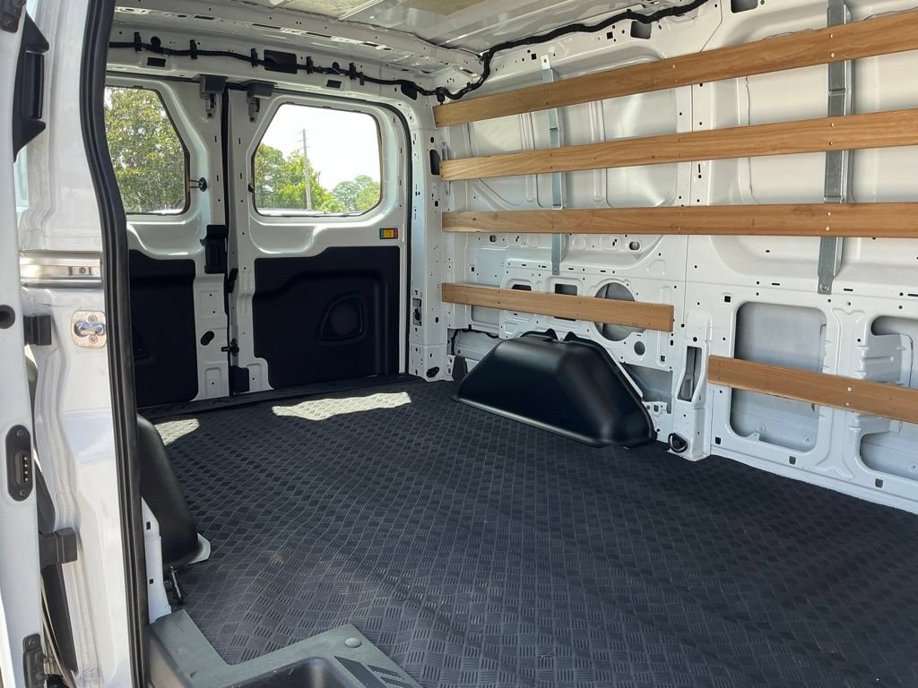Certified 2025 Ford Transit 250 Low Roof w/ Exterior Upgrade Package RWD image 28