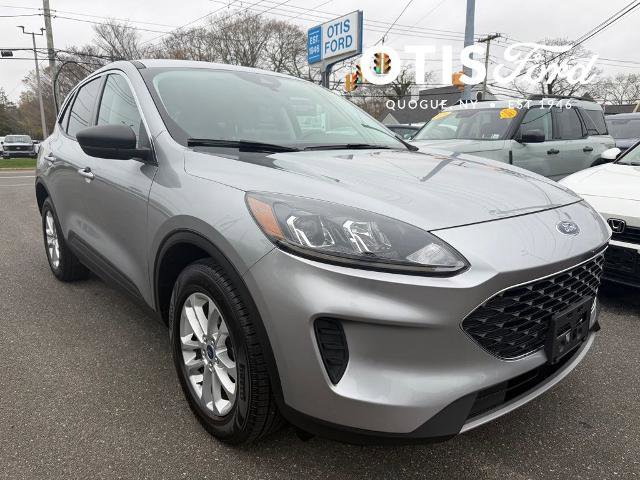 Certified 2022 Ford Escape SE AWD/4WD image 1