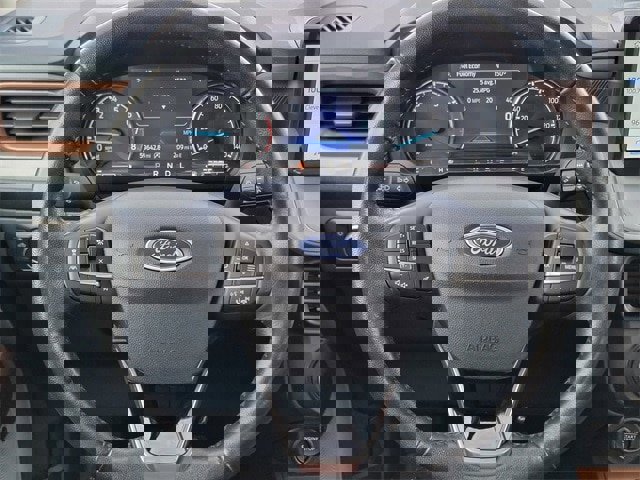 Certified 2022 Ford Maverick Lariat w/ Lariat Luxury Package image 30