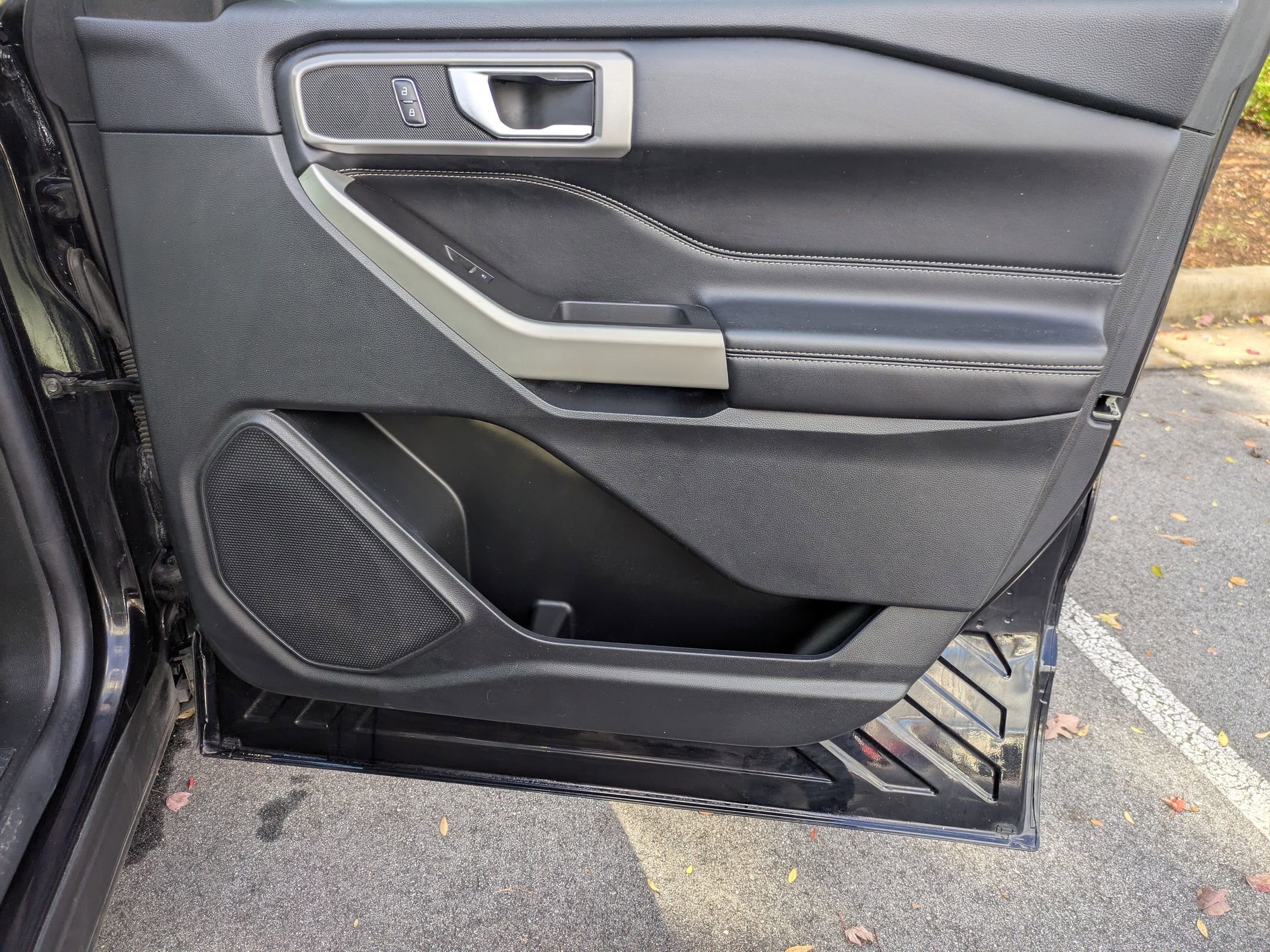 Certified 2021 Ford Explorer XLT image 35