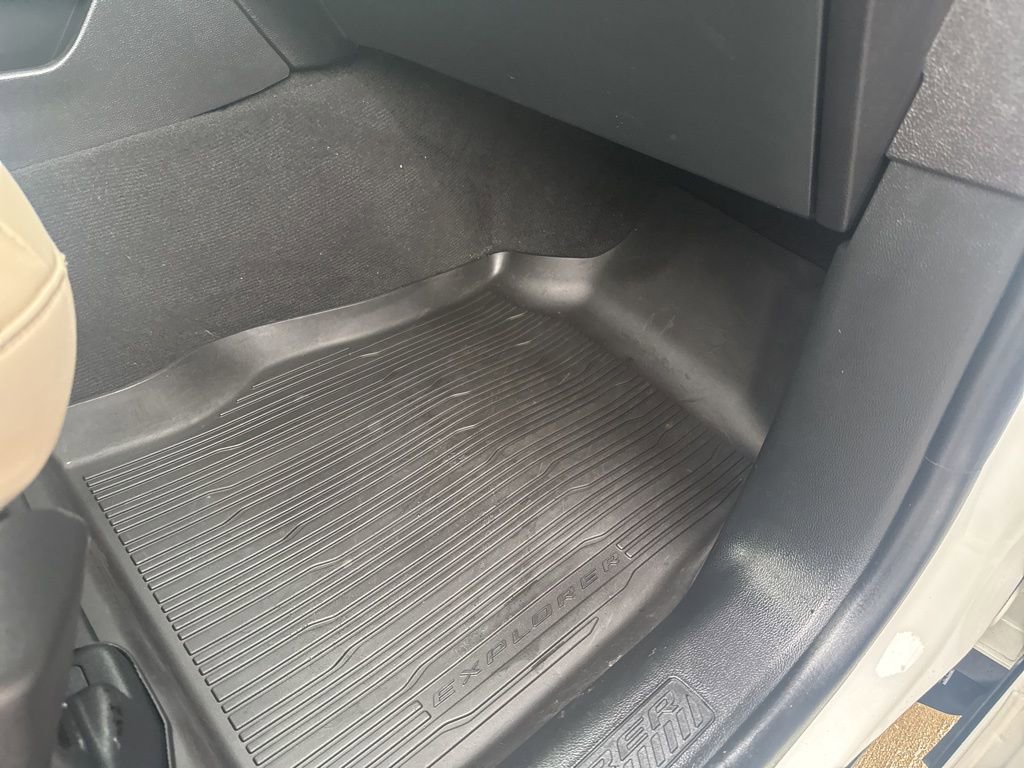 Certified 2023 Ford Explorer XLT w/ Equipment Group 202A image 45