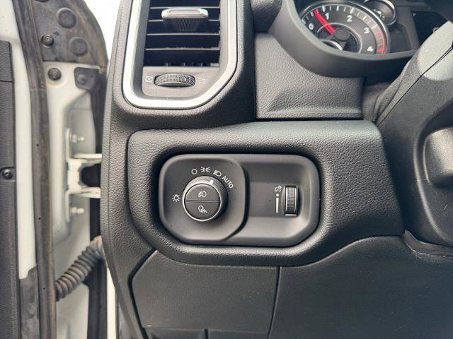 Used 2024 RAM 3500 Big Horn w/ Night Edition AWD/4WD image 22