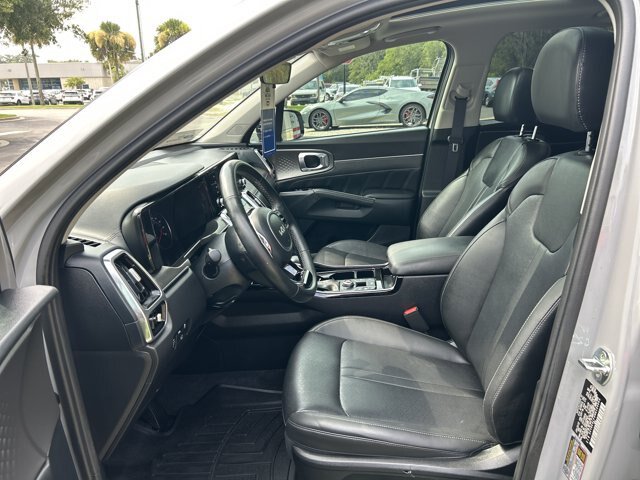 Used 2022 Kia Sorento SX FWD image 12