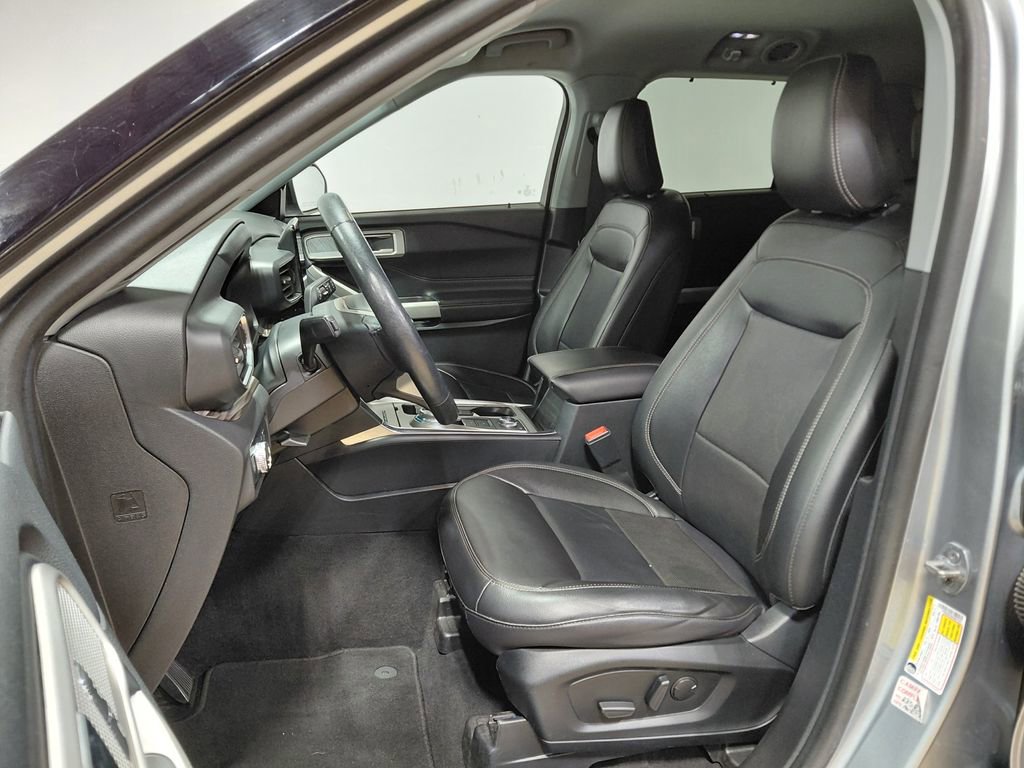 Certified 2022 Ford Explorer Limited AWD/4WD image 25