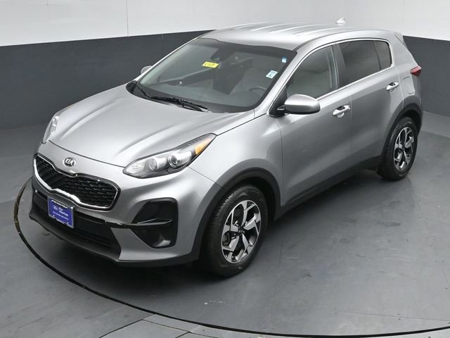 Used 2021 Kia Sportage LX image 3
