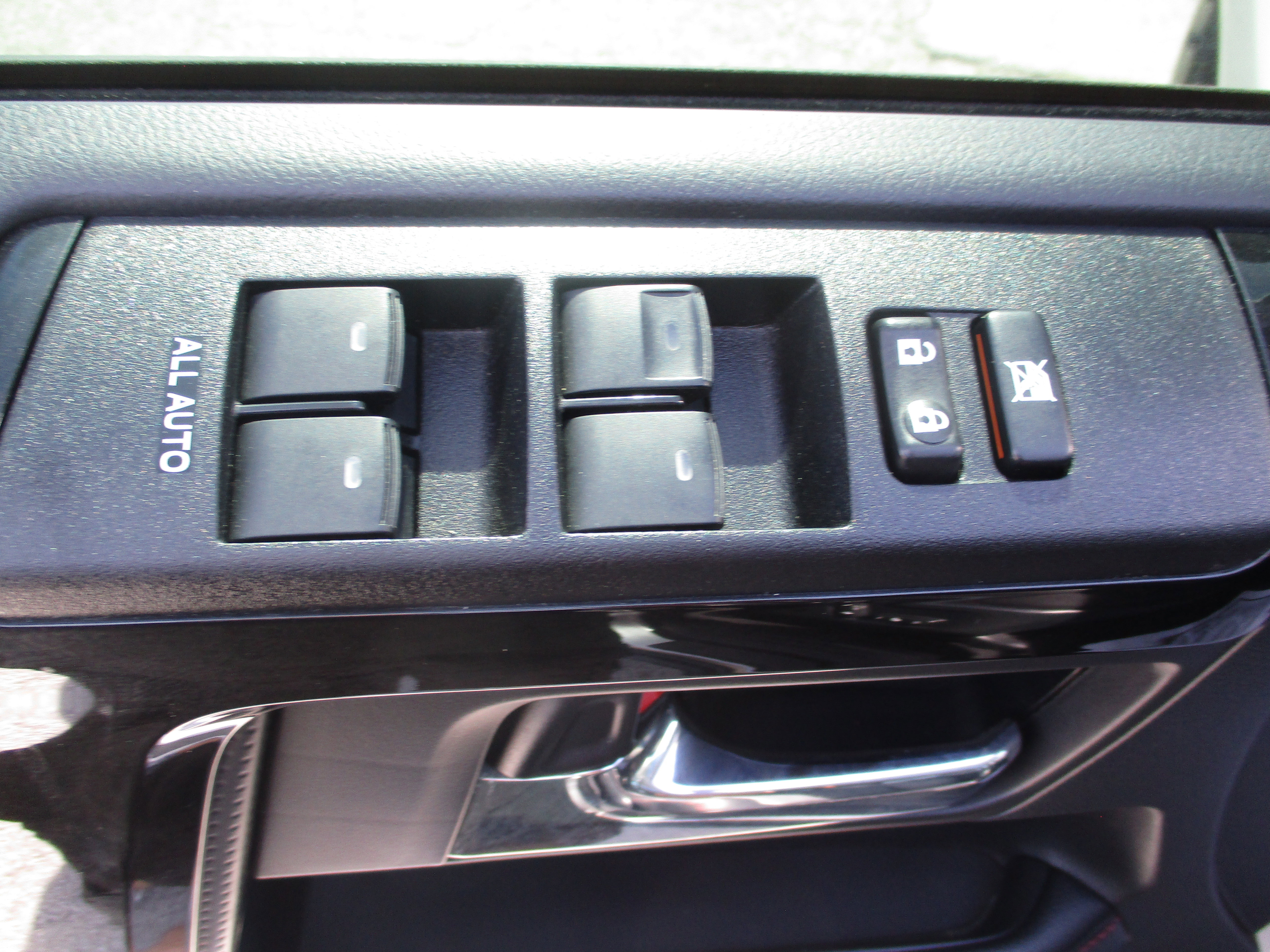 Used 2019 Toyota 4Runner TRD Off-Road Premium AWD/4WD image 16