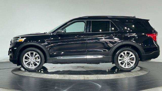 Certified 2023 Ford Explorer XLT w/ Equipment Group 202A AWD/4WD image 6