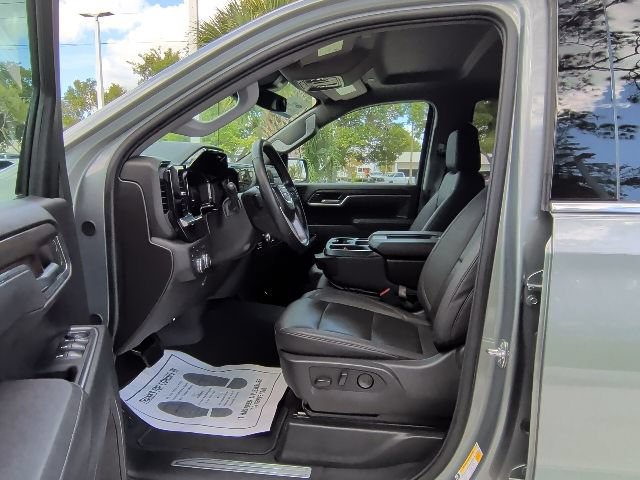 Used 2026 GMC Sierra 1500 SLT AWD/4WD image 16