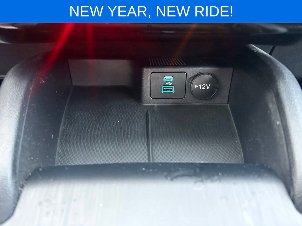 Certified 2022 Ford Escape SEL image 31