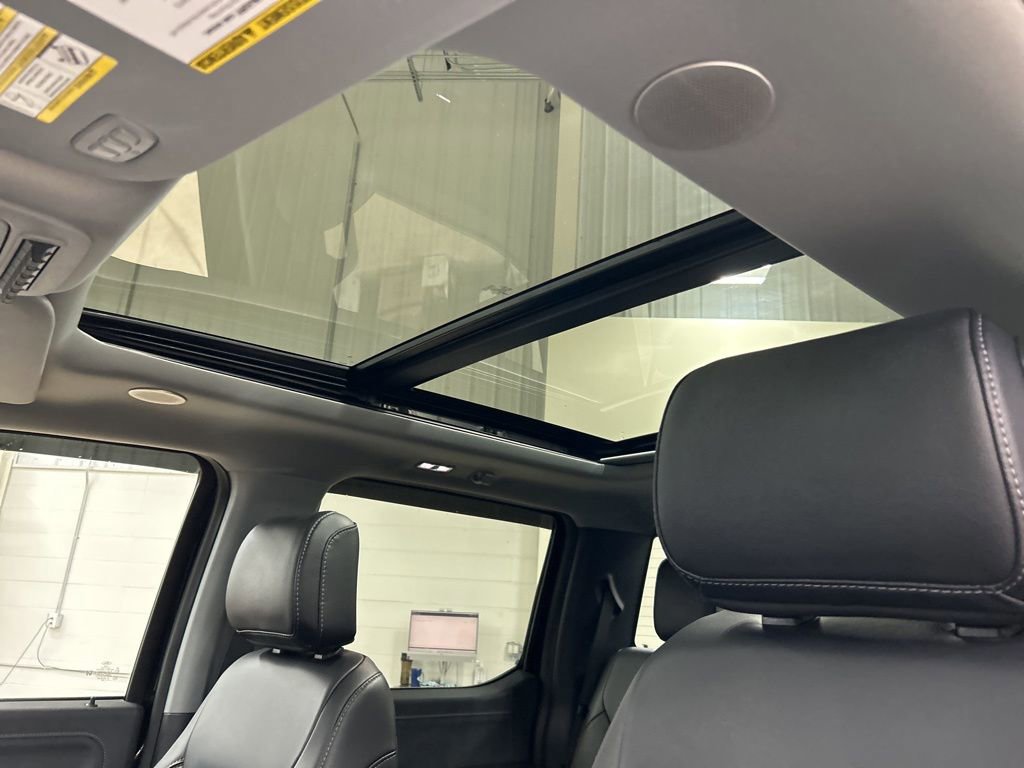 Certified 2024 Ford F250 Lariat w/ Lariat Ultimate Package image 34