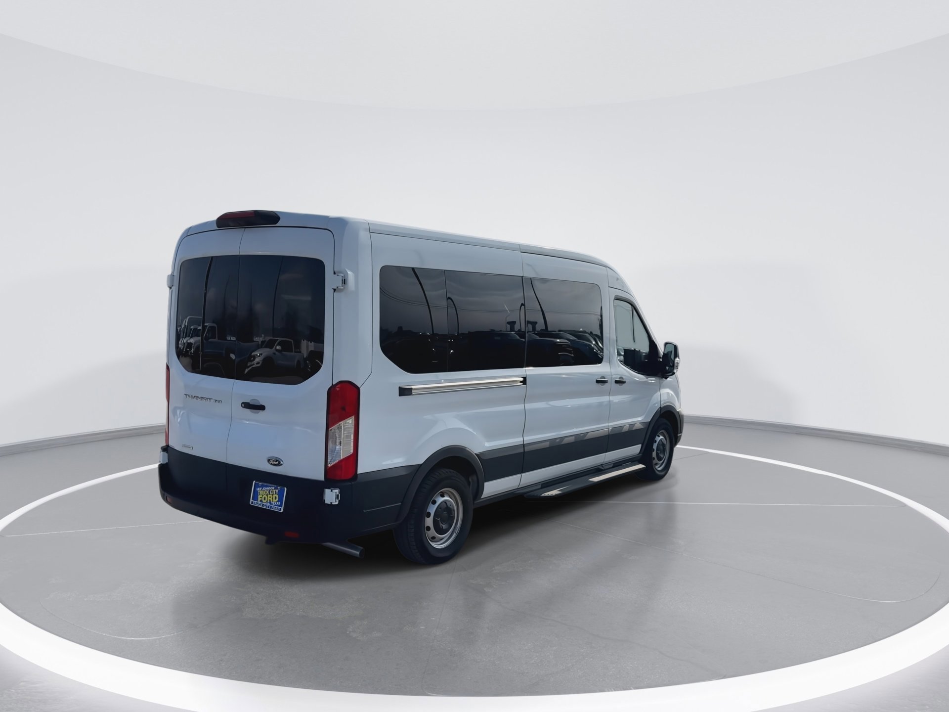Certified 2024 Ford Transit 350 XL image 5