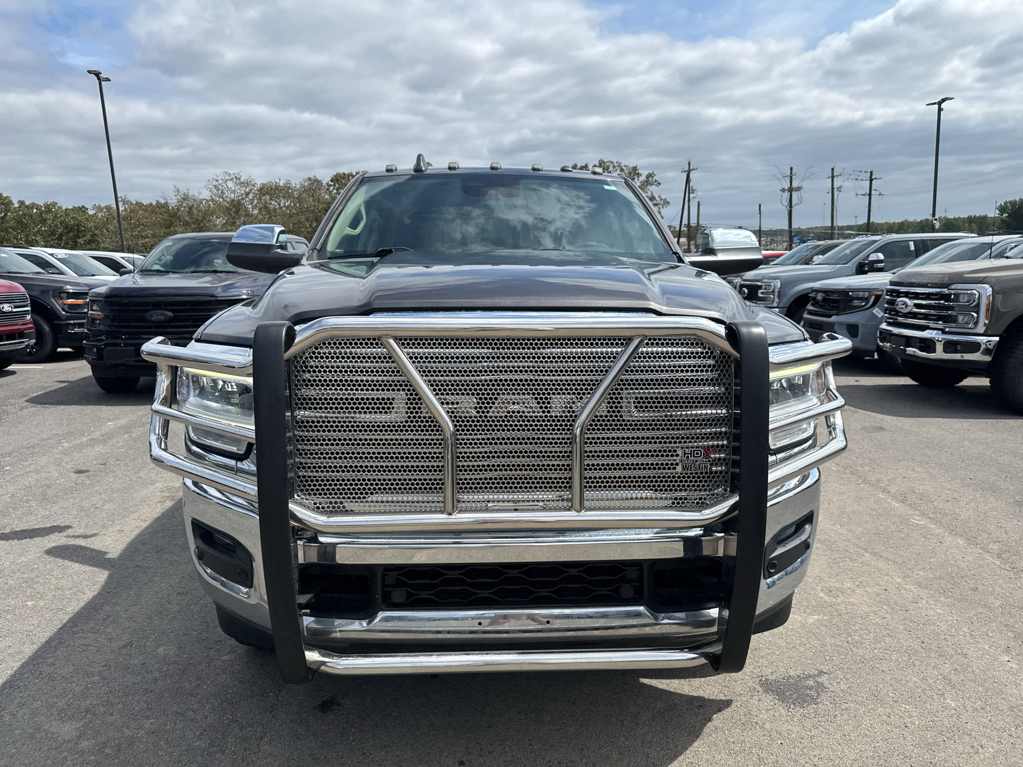 Used 2019 RAM 2500 Laramie AWD/4WD image 2